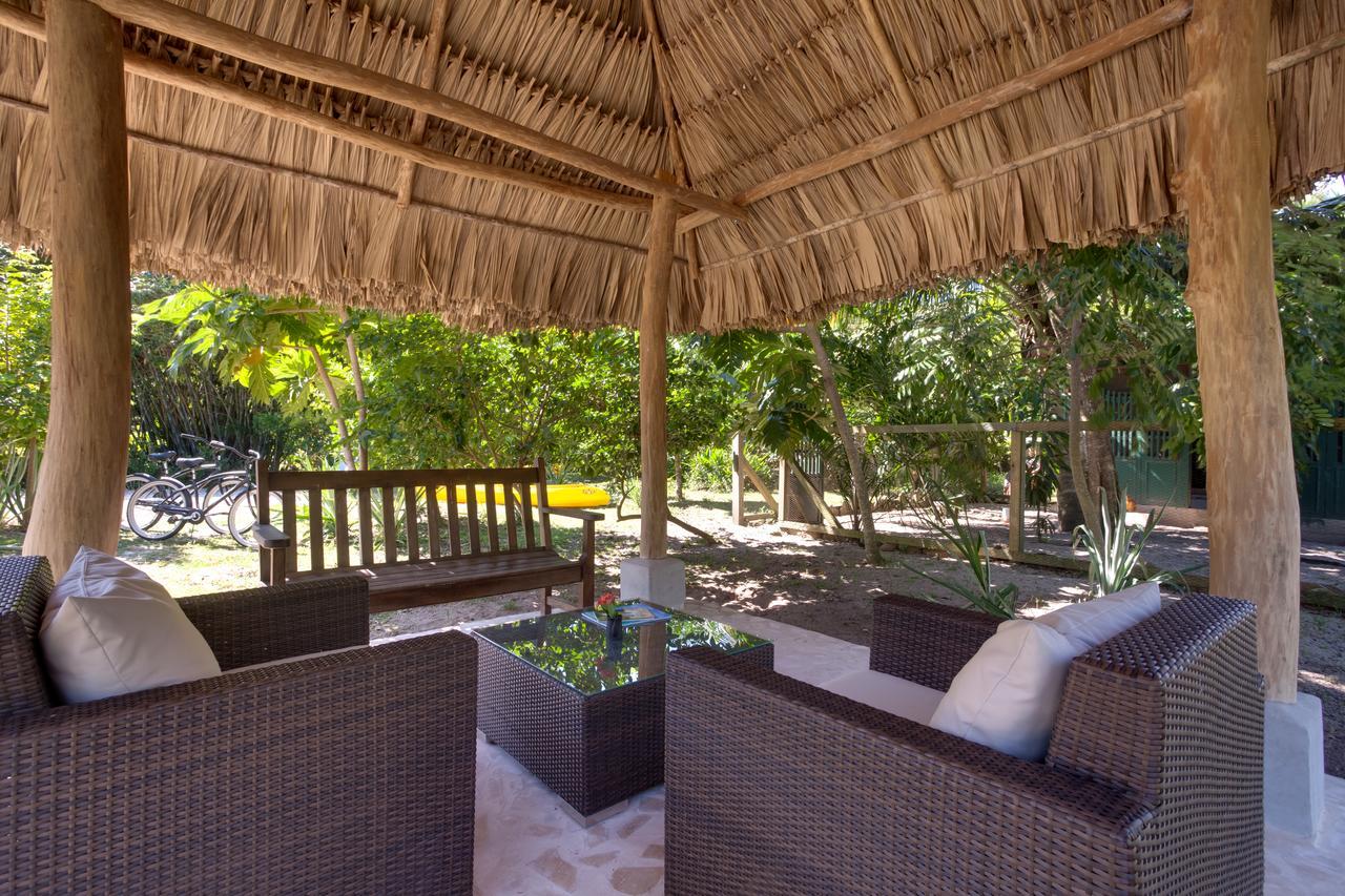 Bayshore Bijou Suites Maya Beach エクステリア 写真