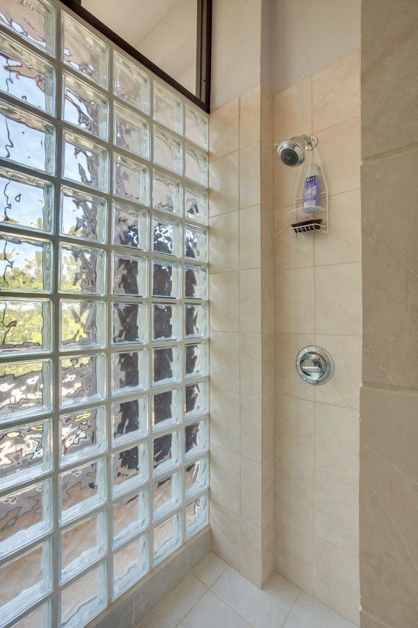 Bayshore Bijou Suites Maya Beach エクステリア 写真
