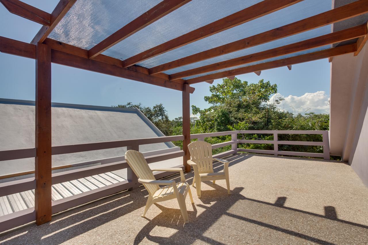 Bayshore Bijou Suites Maya Beach エクステリア 写真